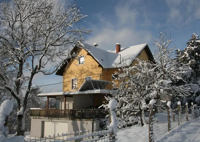 Alte Volksschule - schual in gradne